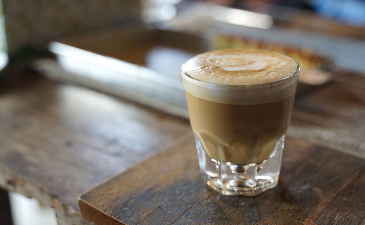 HIPERTENSIÓN, café | ¿Puedo tomar café si tengo la tensión alta? | Las